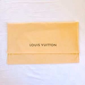 New Dust Bag 21.25” x 12.5” Louis Vuitton